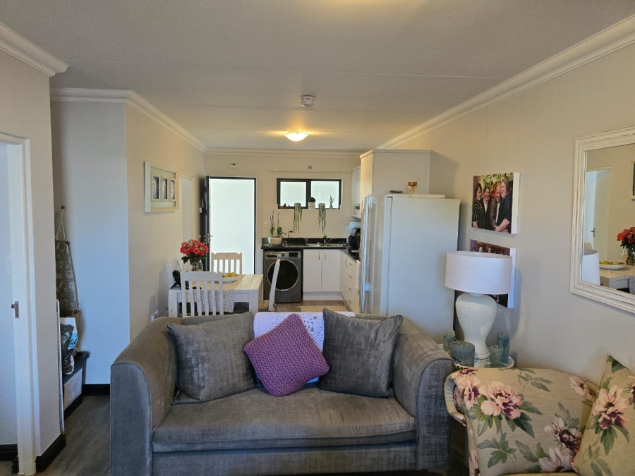 2 Bedroom Property for Sale in Buh Rein Estate Western Cape